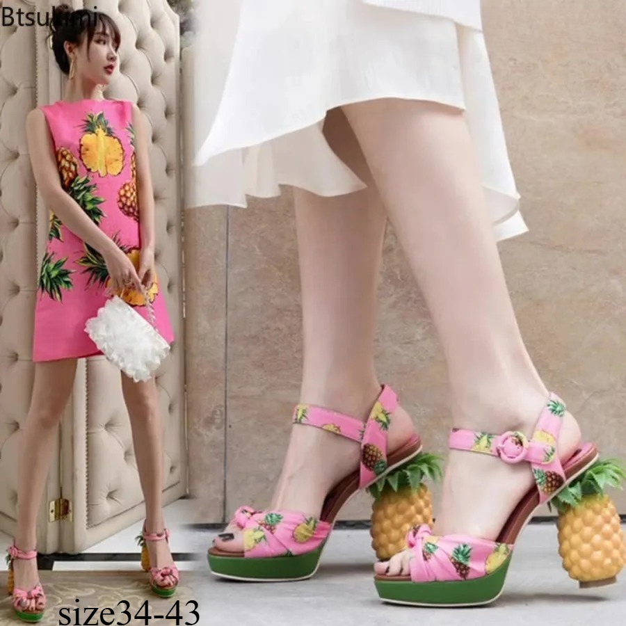 Women'S Shoes Peep Toe - รองเท้าแตะส้นหนาแบบเปิดนิ้วเท้าลายสับปะรดสำหรับผู้หญิง ดีไซน์ทันสมัยและสนุกสนาน พร้อมสายรัดแบบหัวเข็มขัดและส้นสูงลายสับปะรดแปลกตา