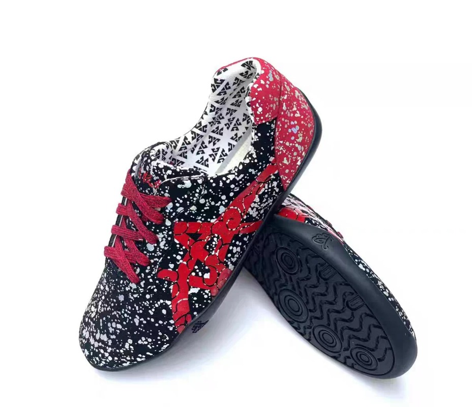 คลาสสิคแบรนด์รองเท้าศิลปะการต่ - Women'S Shoes Vs Men'S บทวิจารณ์และราคา