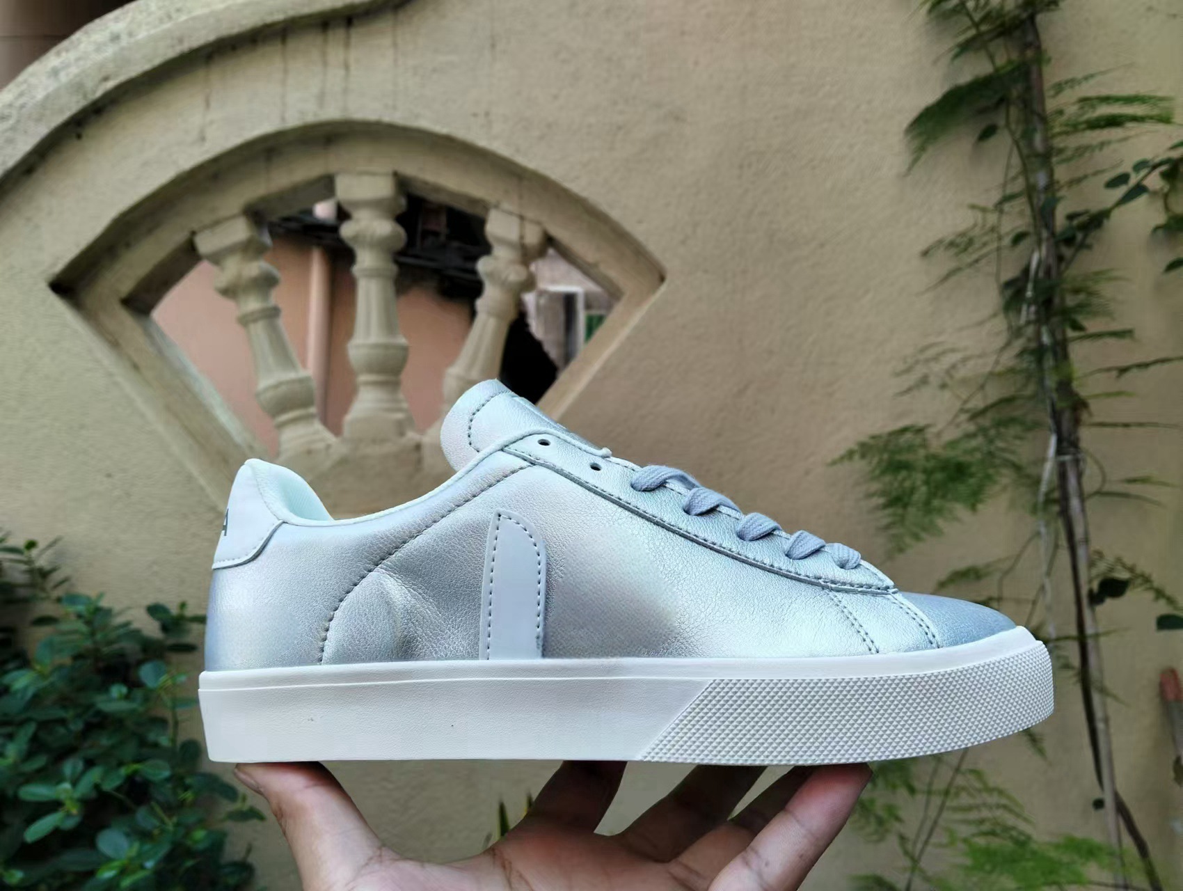รองเท้าผ้าใบลำลองแบบคลาสสิกสำห - Women'S Shoes Louis Vuitton บทวิจารณ์และราคา