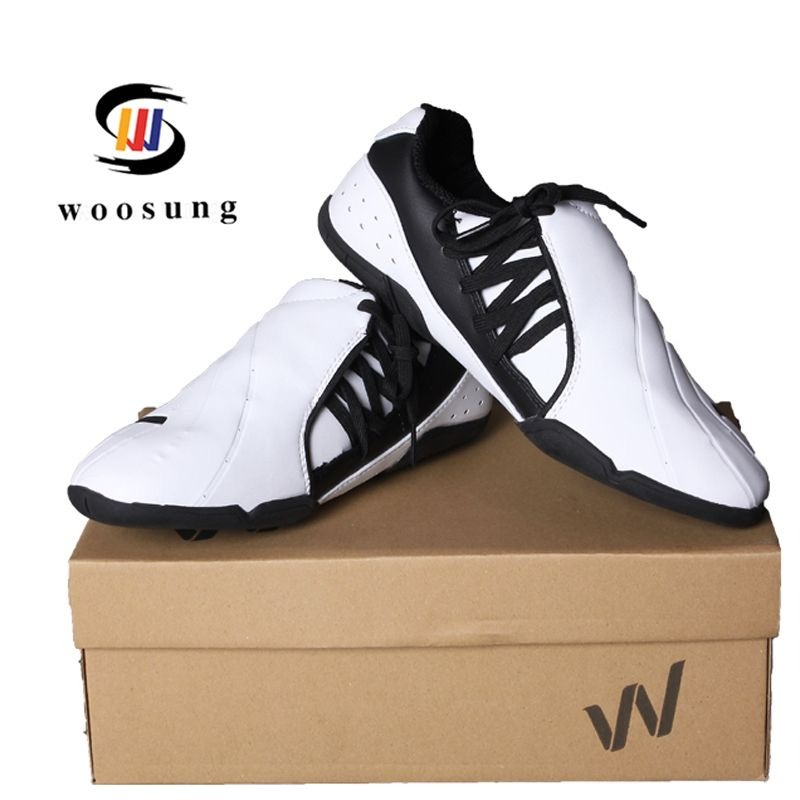 รองเท้าศิลปะการต่อสู้มืออาชีพ  - Women'S Shoes Vs Men'S บทวิจารณ์และราคา