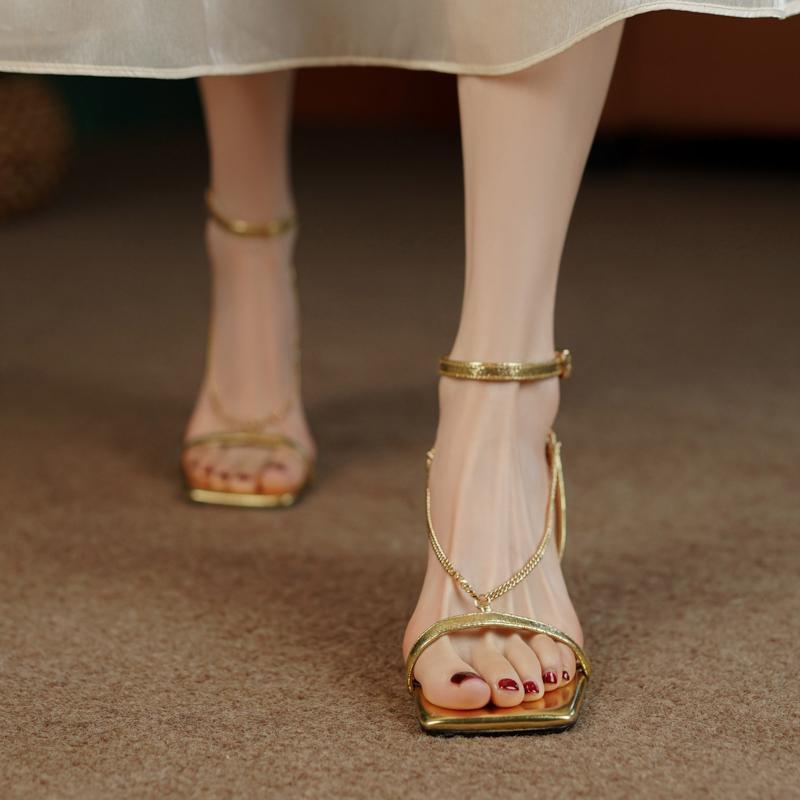 รองเท้าแตะแฟชั่นของผู้หญิงทอง, - Gold Chain Sandal บทวิจารณ์และราคา