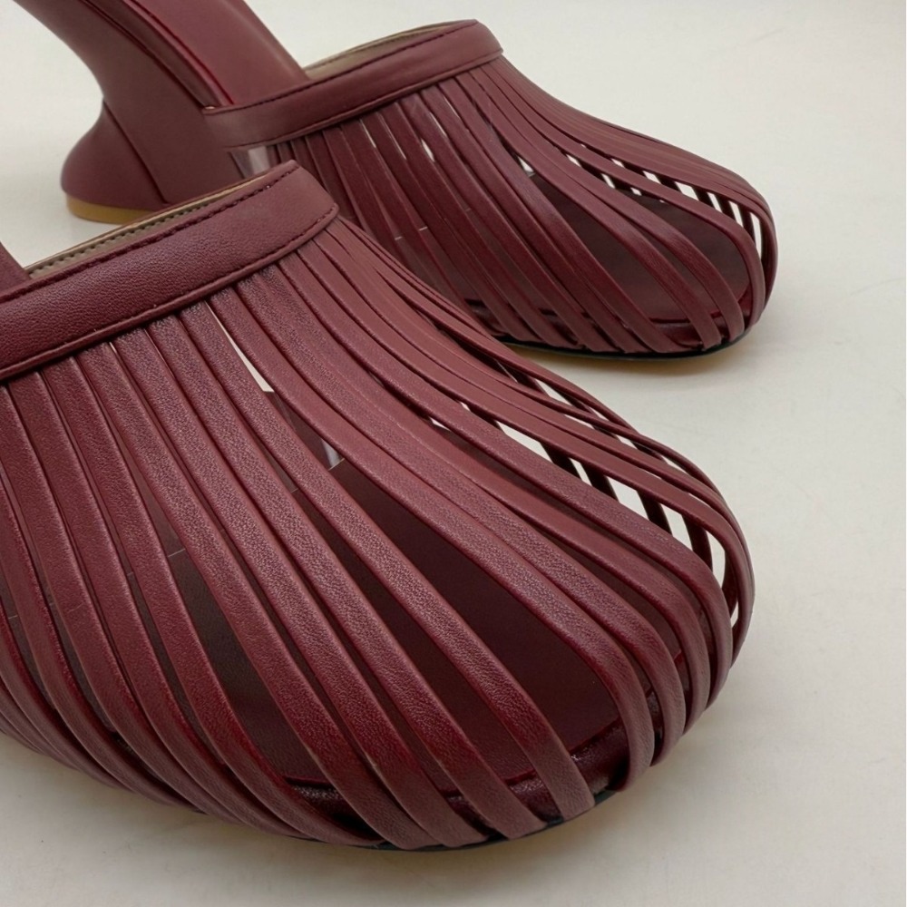รองเท้าส้นสูงแบบสวมสำหรับผู้หญ - Metallic Heel Sandal บทวิจารณ์และราคา