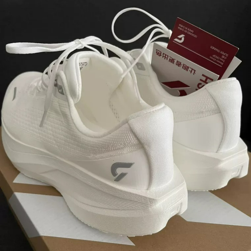 รองเท้าฝึกซ้อม DYNAFISH สำหรับ - Women'S Shoes Vs Men'S บทวิจารณ์และราคา