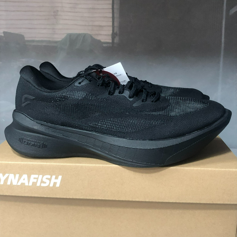 รองเท้าวิ่งมืออาชีพสำหรับผู้ชา - Women'S Shoes Vs Men'S บทวิจารณ์และราคา