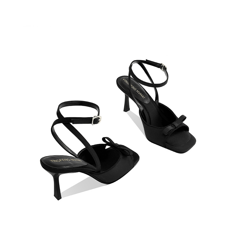 รองเท้าส้นเข็มแบบเปิดนิ้วเท้า  - Metallic Heel Sandal บทวิจารณ์และราคา