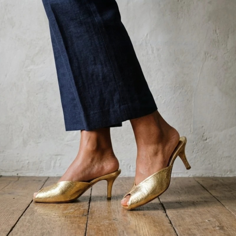 รองเท้าส้นสูงผู้หญิง ดีไซน์หรู - Metallic Heel Sandal บทวิจารณ์และราคา